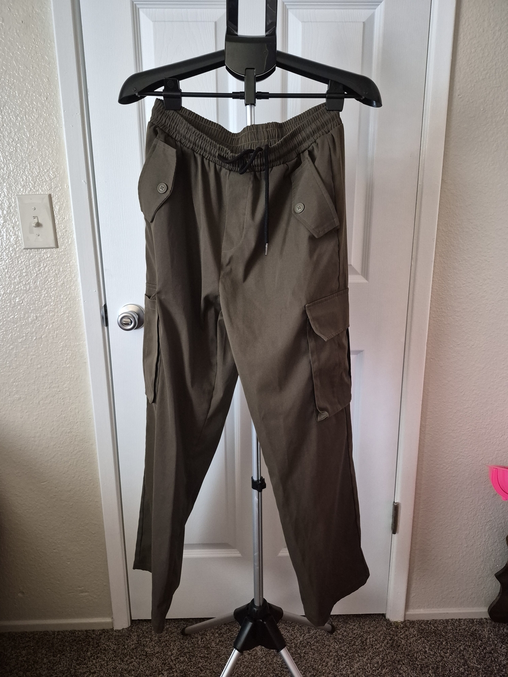 Men's Olive Cargo Jogger Pants - Slim Fit